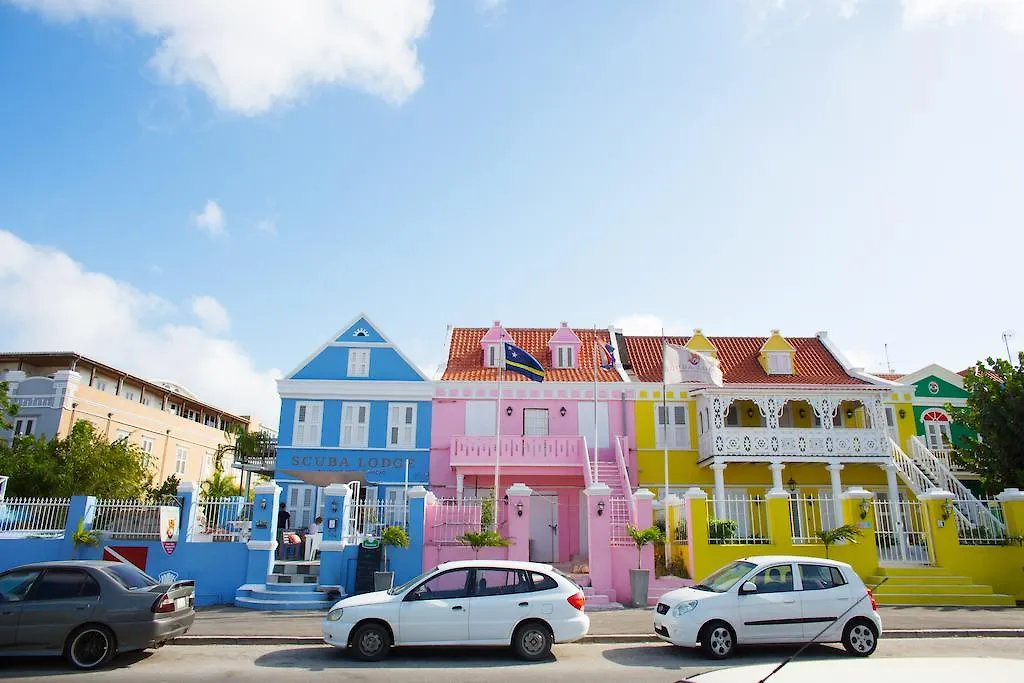 Scuba Lodge & Suites Willemstad Hotel
