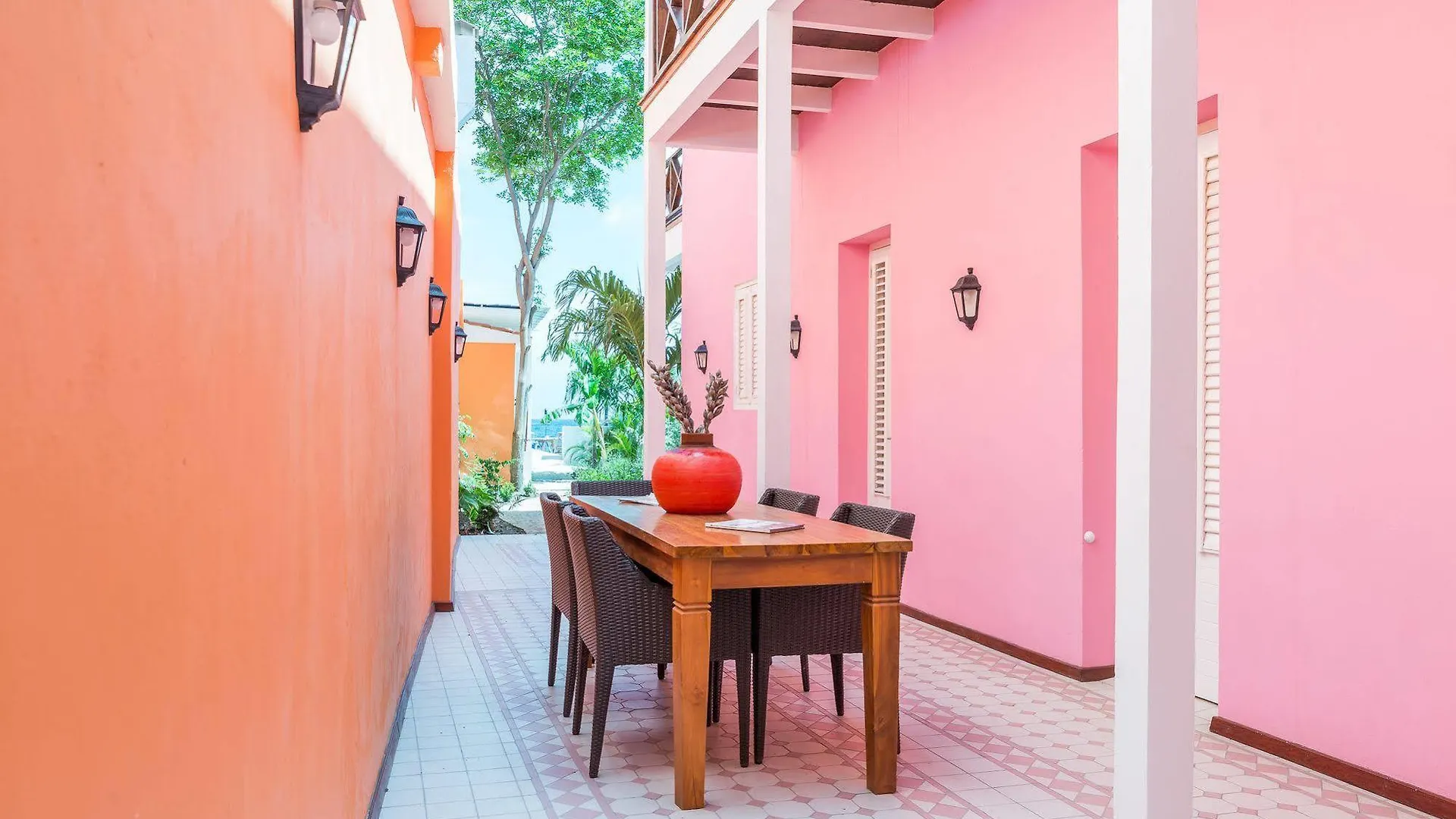 Scuba Lodge & Suites Willemstad