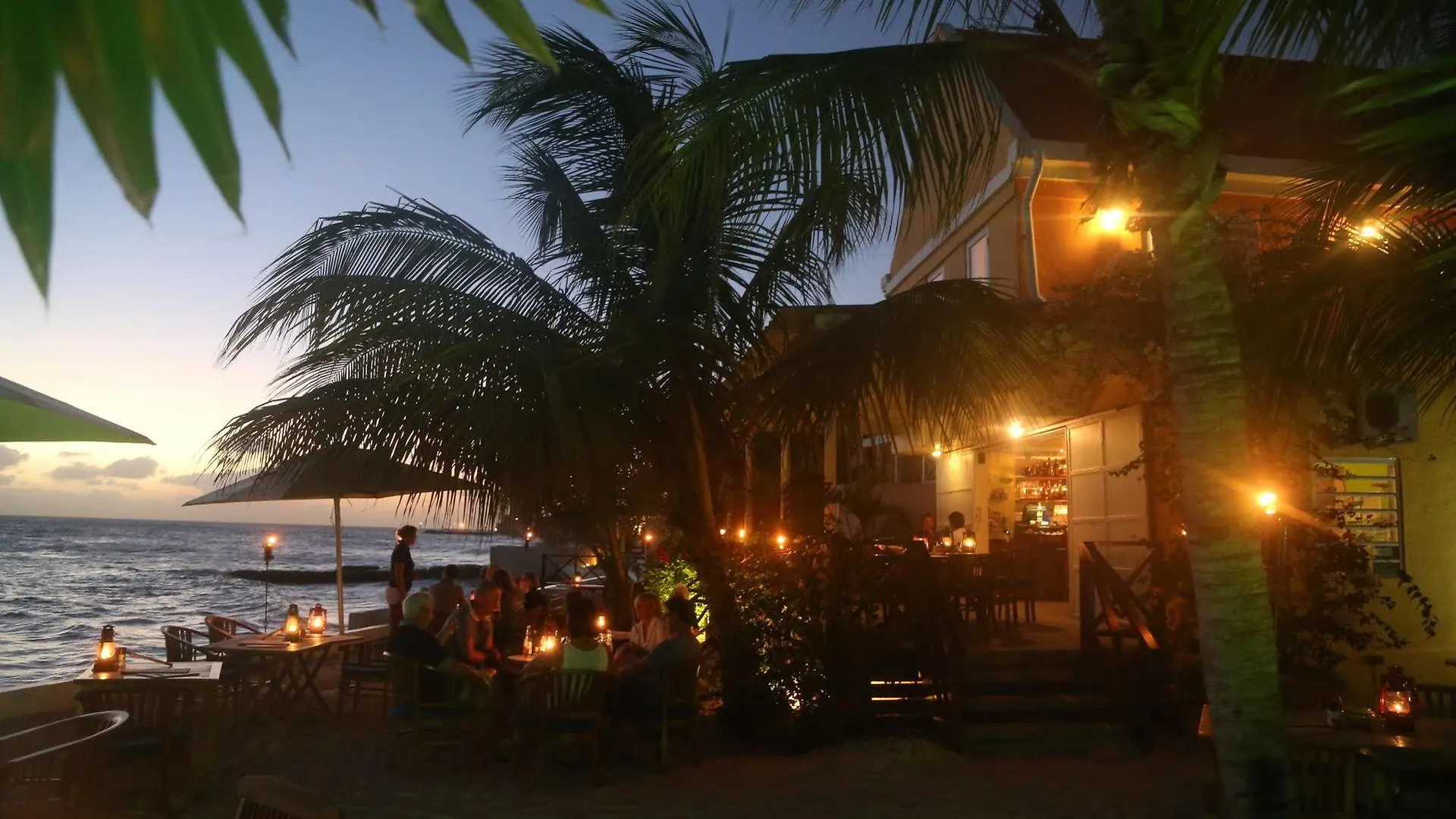 Scuba Lodge & Suites Willemstad Hotel