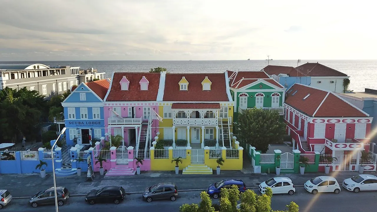 Scuba Lodge & Suites Willemstad Hotel